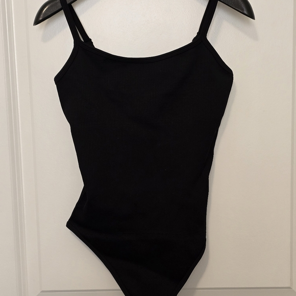 3‎ Pack of Women's Bodysuits Size Small - Picture 7 of 10